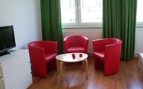 A & B Apartment & Boardinghouse